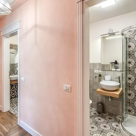 Futura Collection Center Apartment Florenz